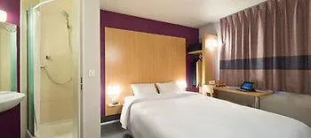 Szálloda Strasbourg Nord Artisans 2*