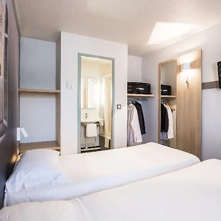 Strasbourg Nord Artisans Szálloda Vendenheim