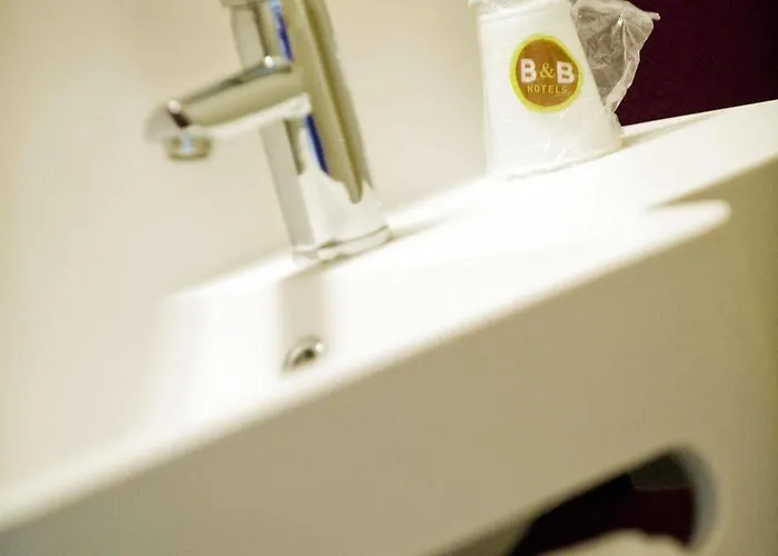 Hotel Strasbourg Nord Artisans 2*